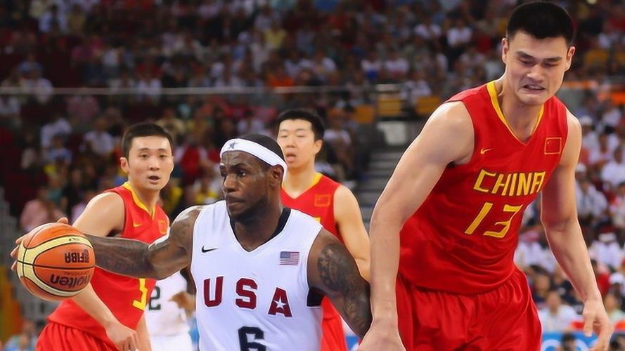 中国男篮vs美国大使队