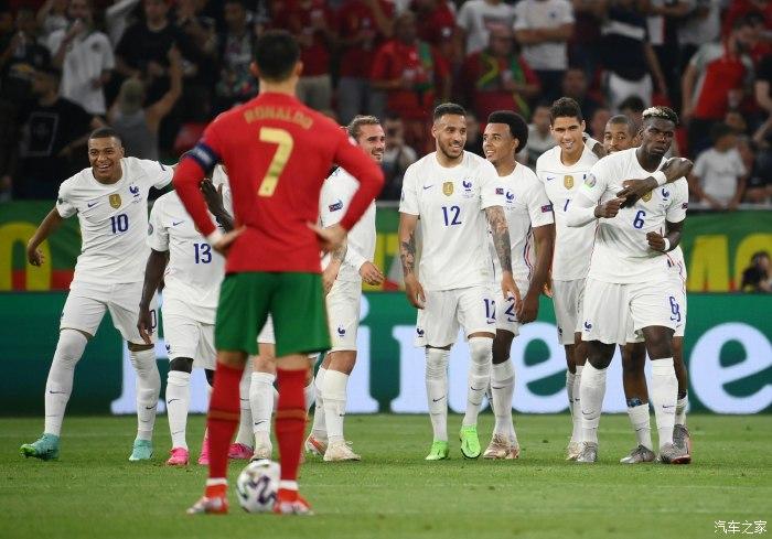 欧洲杯巴黎vs葡萄牙的相关图片